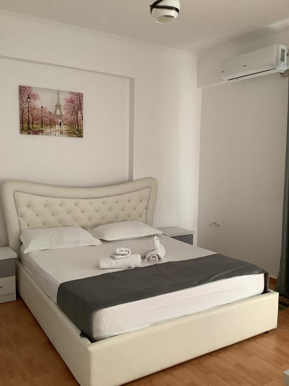 Kamberaj House Apartamento Vlorë